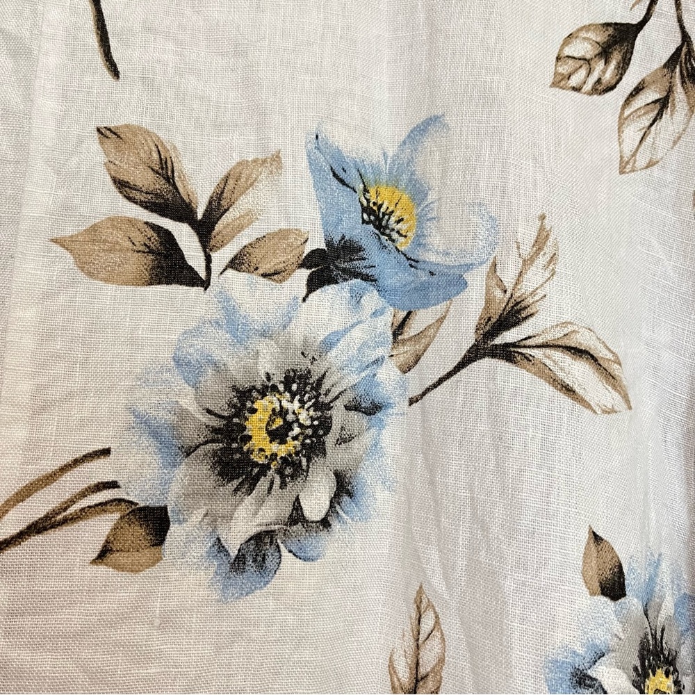 Lungo L’Arno Floral Linen Roll Tab Sleeves Top - Size 1X - Picture 5 of 12